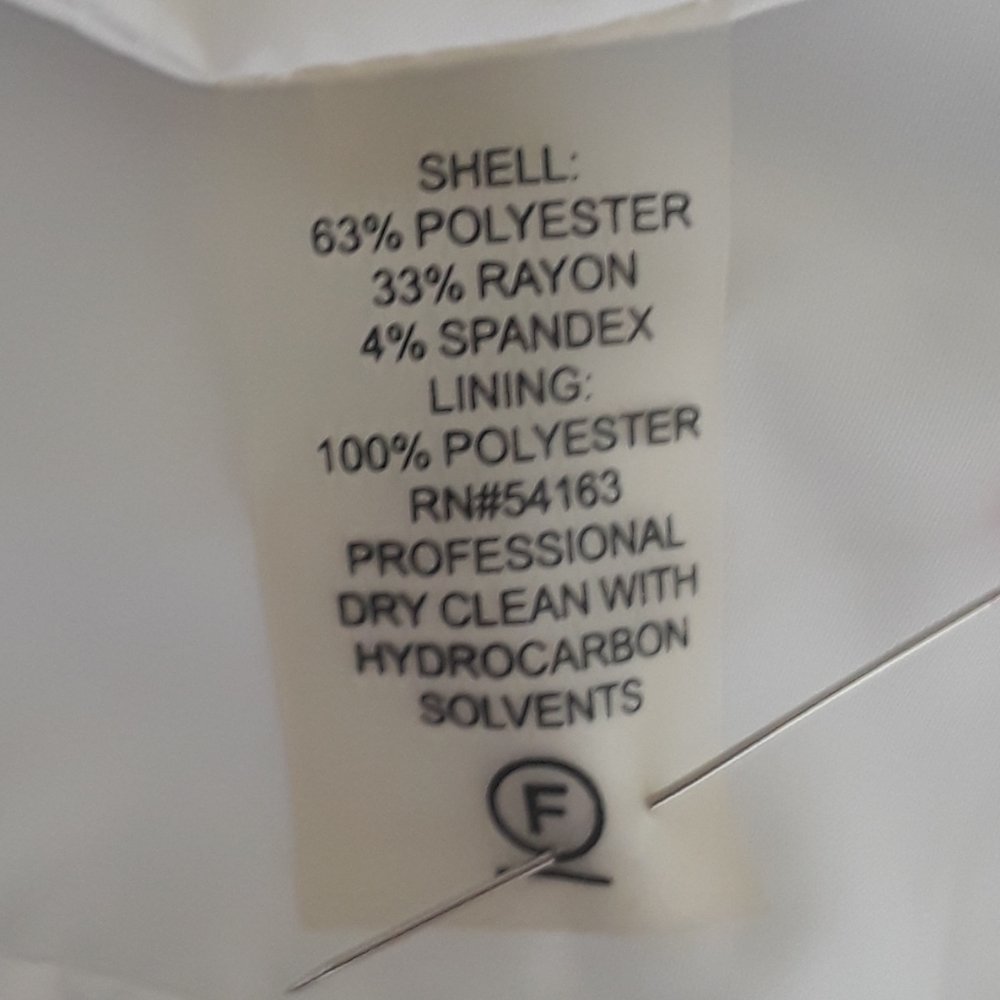 Colorblock Trimmed Dress. - Picture 3 of 3